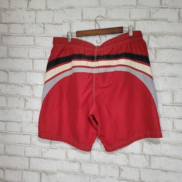 Speedo red swim trunks - Picture 10 of 12